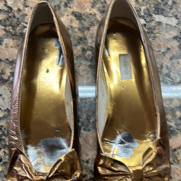 Vintage gold Bandolino flat size 4.5 - Picture 2 of 8